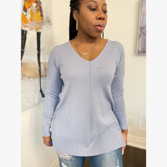 (NWT) Hi-Low V-Neck Long Sleeve Sweater - Picture 2 of 5